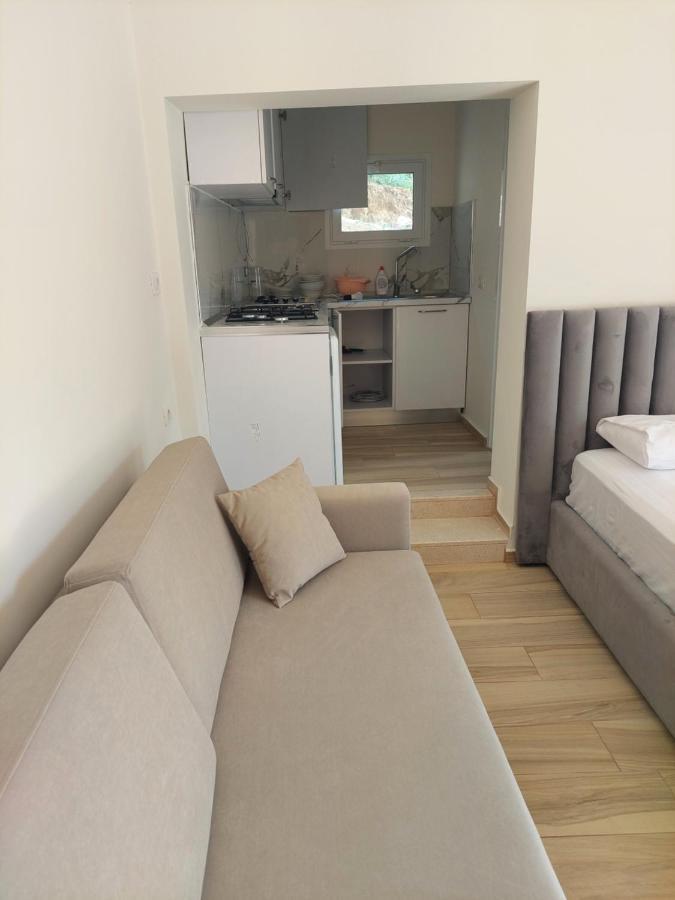 Sole Inn Vlorë Eksteriør bilde