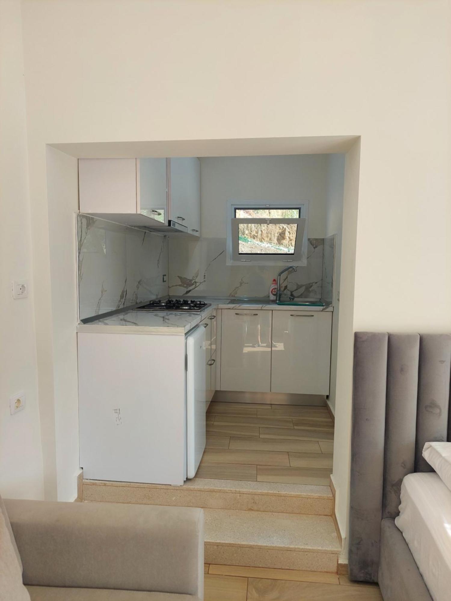 Sole Inn Vlorë Eksteriør bilde